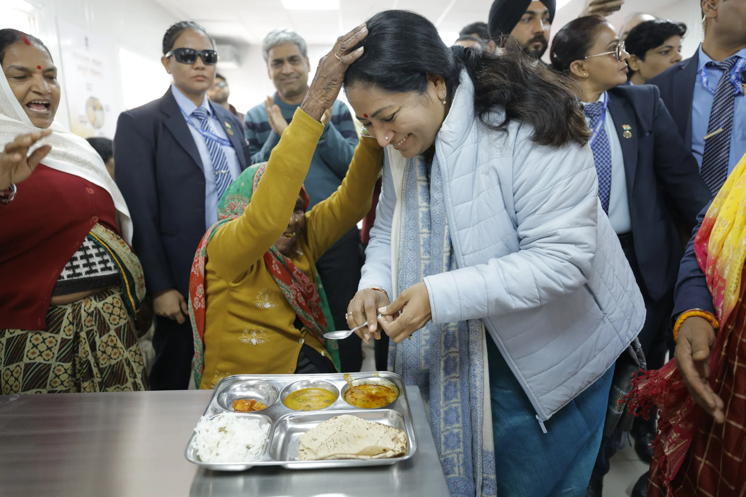 Atal Canteens Inaugurated Across Shalimar Bagh