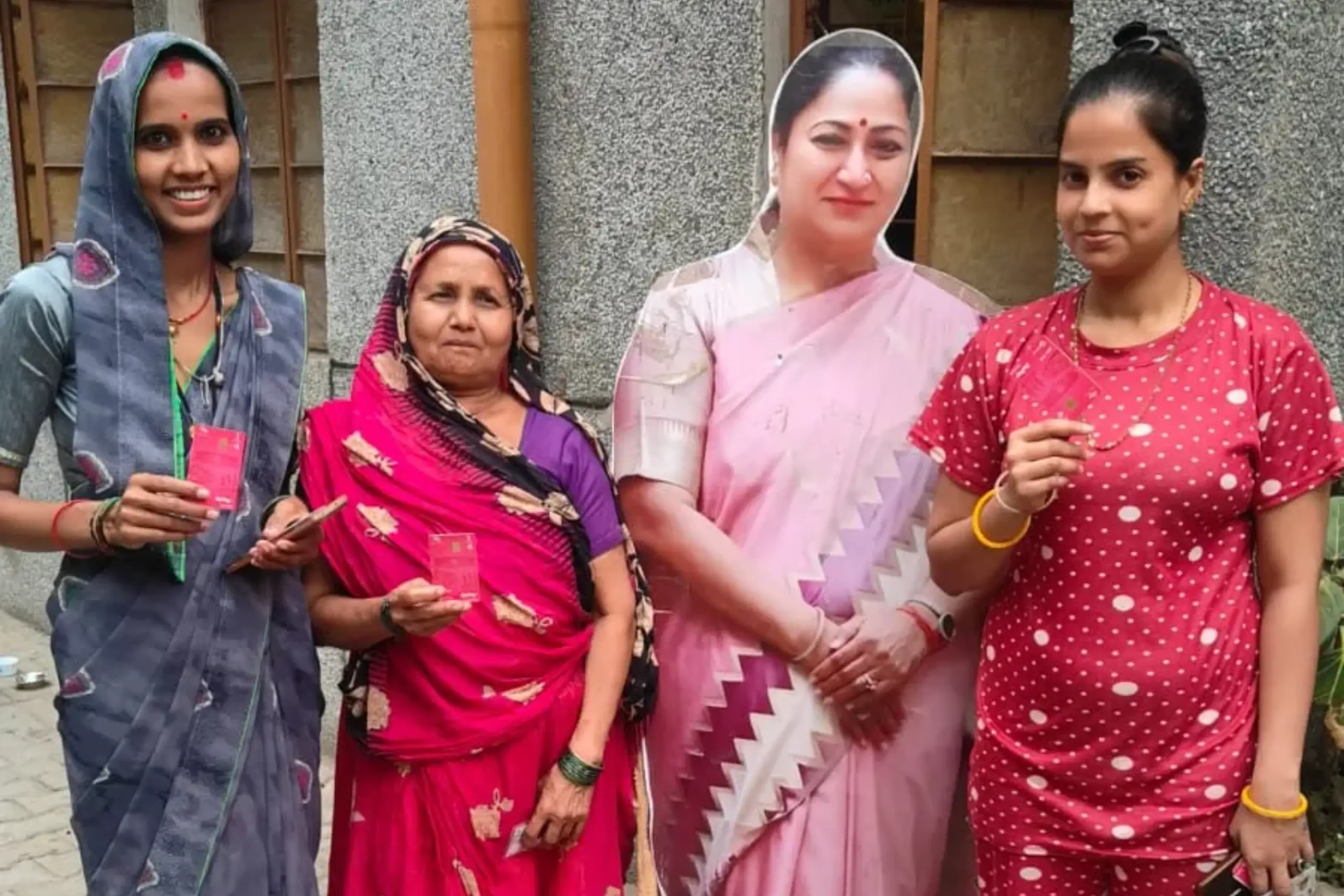 Saheli Pink Smart Card Registration Camps Organised for Women in Shalimar Bagh Assembly Constituency