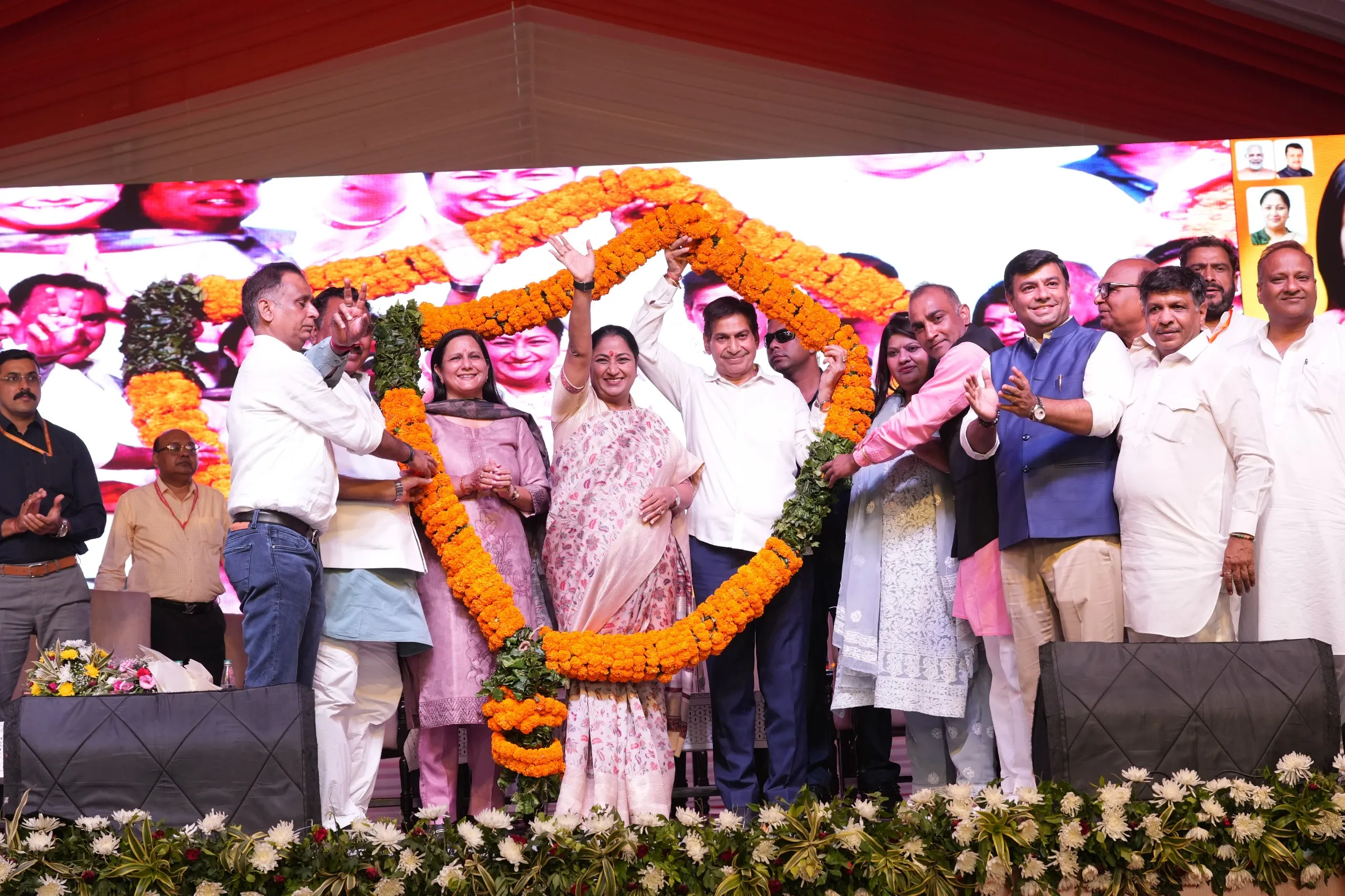 CM Rekha Gupta Launches Development Projects Worth ₹100 Crore in Dwarka; Major Push for Roads, Sewer, Drainage and Power Infrastructure