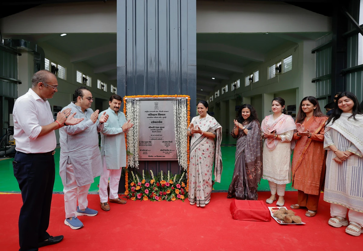 CM Rekha Gupta Inaugurates One of Country's Largest Automated Testing Stations in Burari; Delhi's Annual Vehicle Testing Capacity Crosses 2.5 Lakh